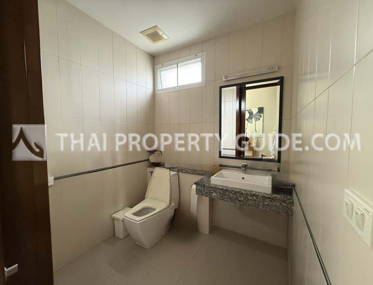 House with Shared Pool in Nichada Thani 